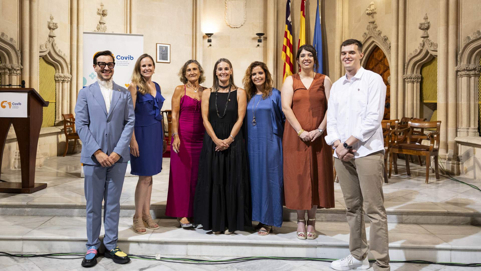 La nueva Junta de Gobierno del COVIB toma posesión con Ana Sancha al frente del Colegio